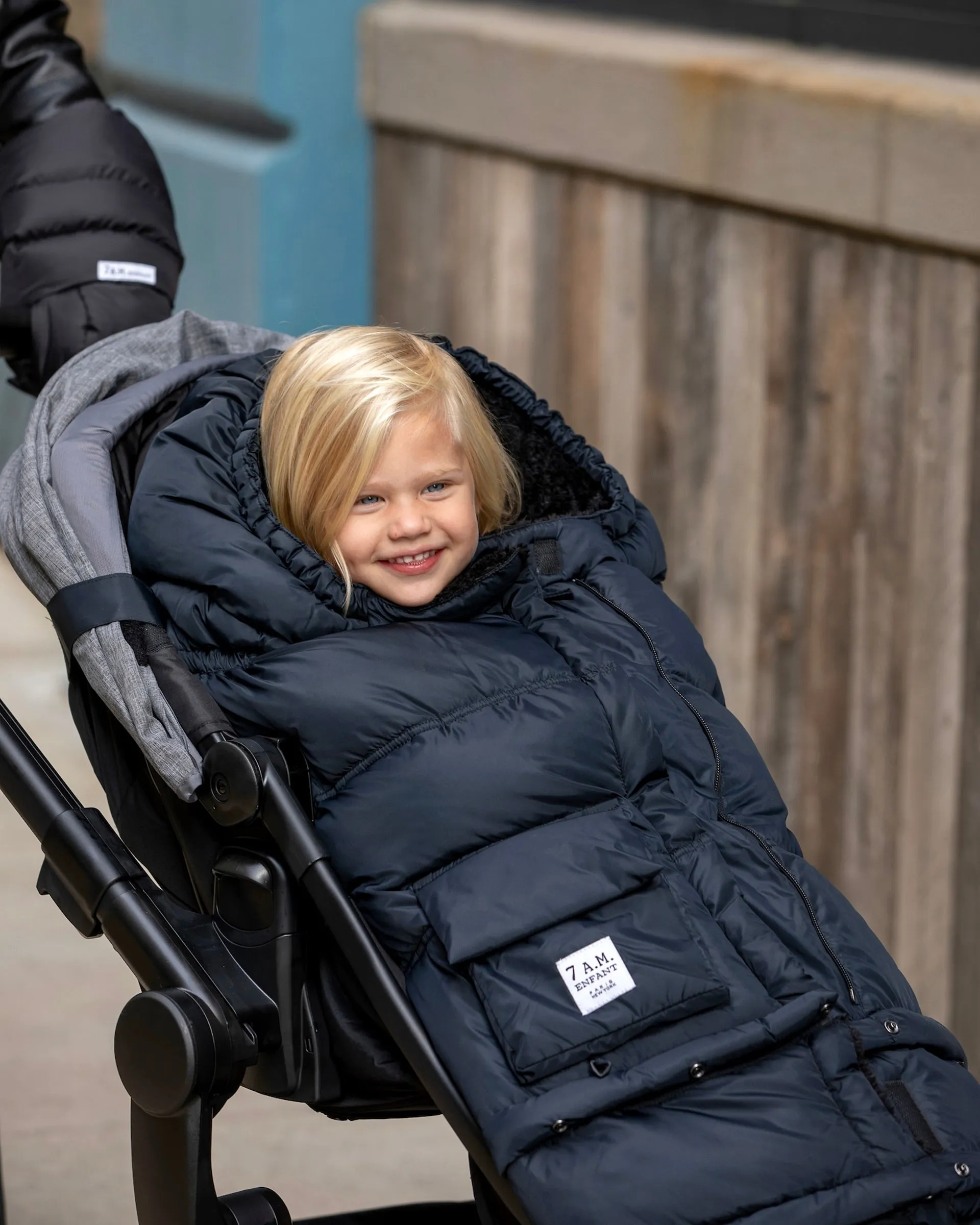 7 A.M. Enfant Blanket 212 Evolution - Black Plush