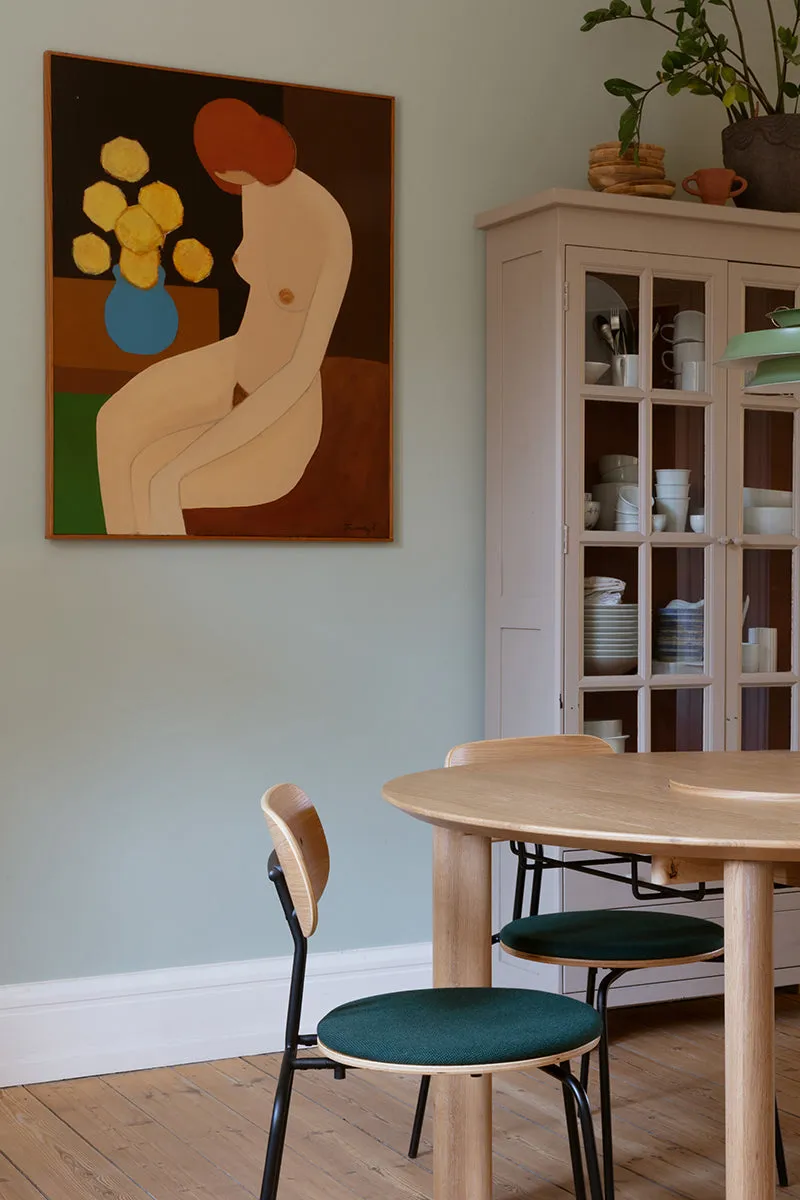 Curious Chair with Teddy Cushion