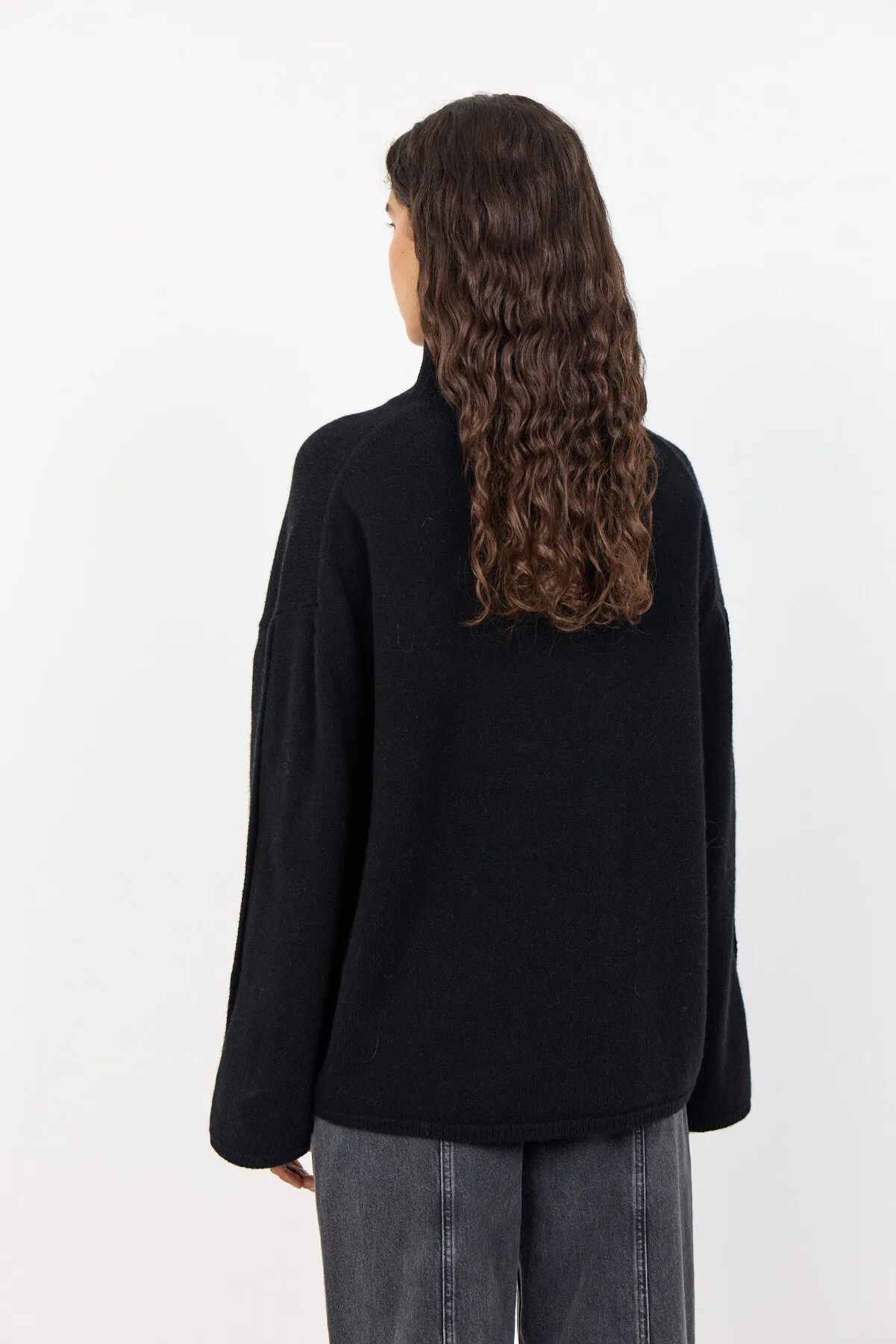 LR-PERLE 8 Knit Black
