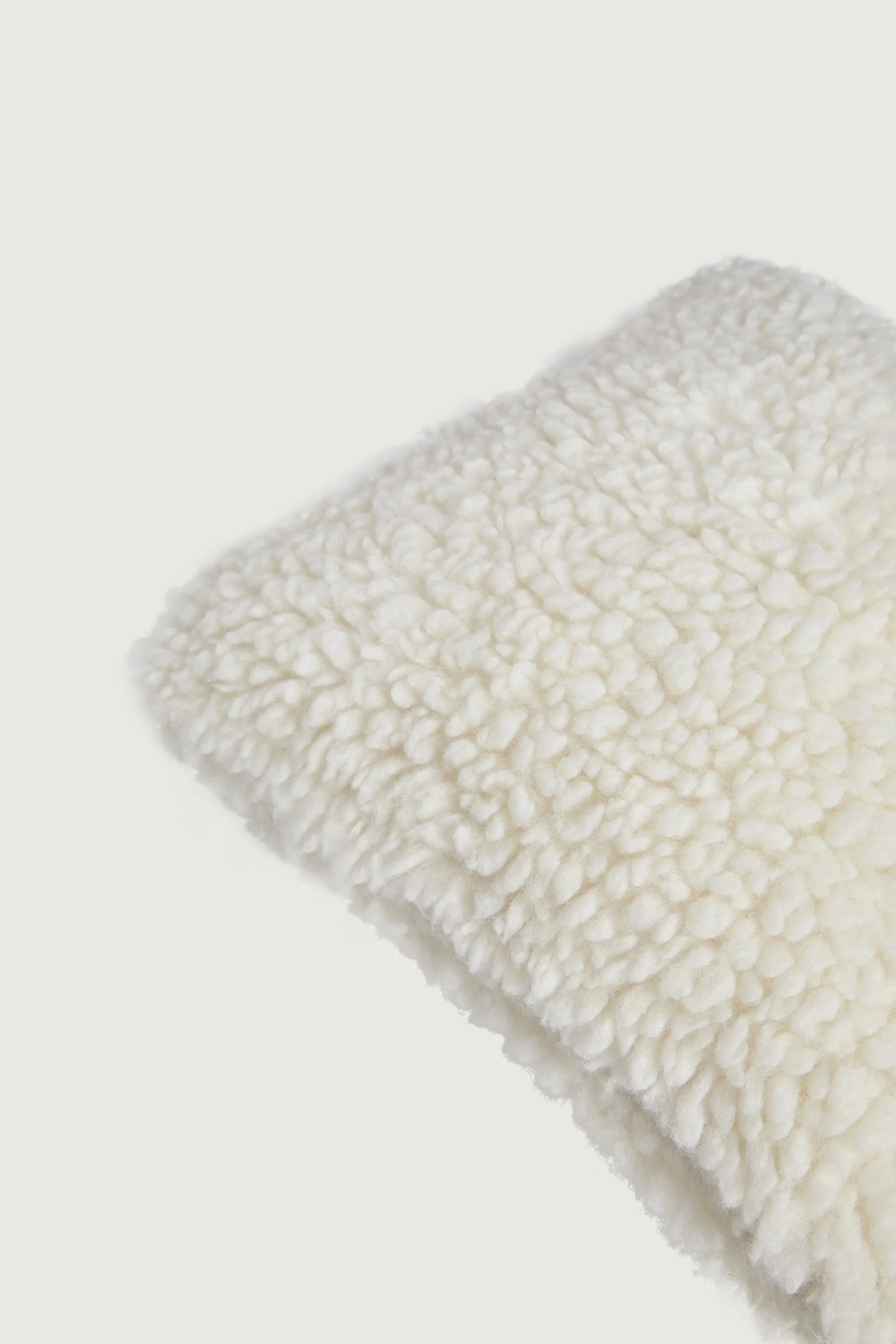 TEDDY CUSHION