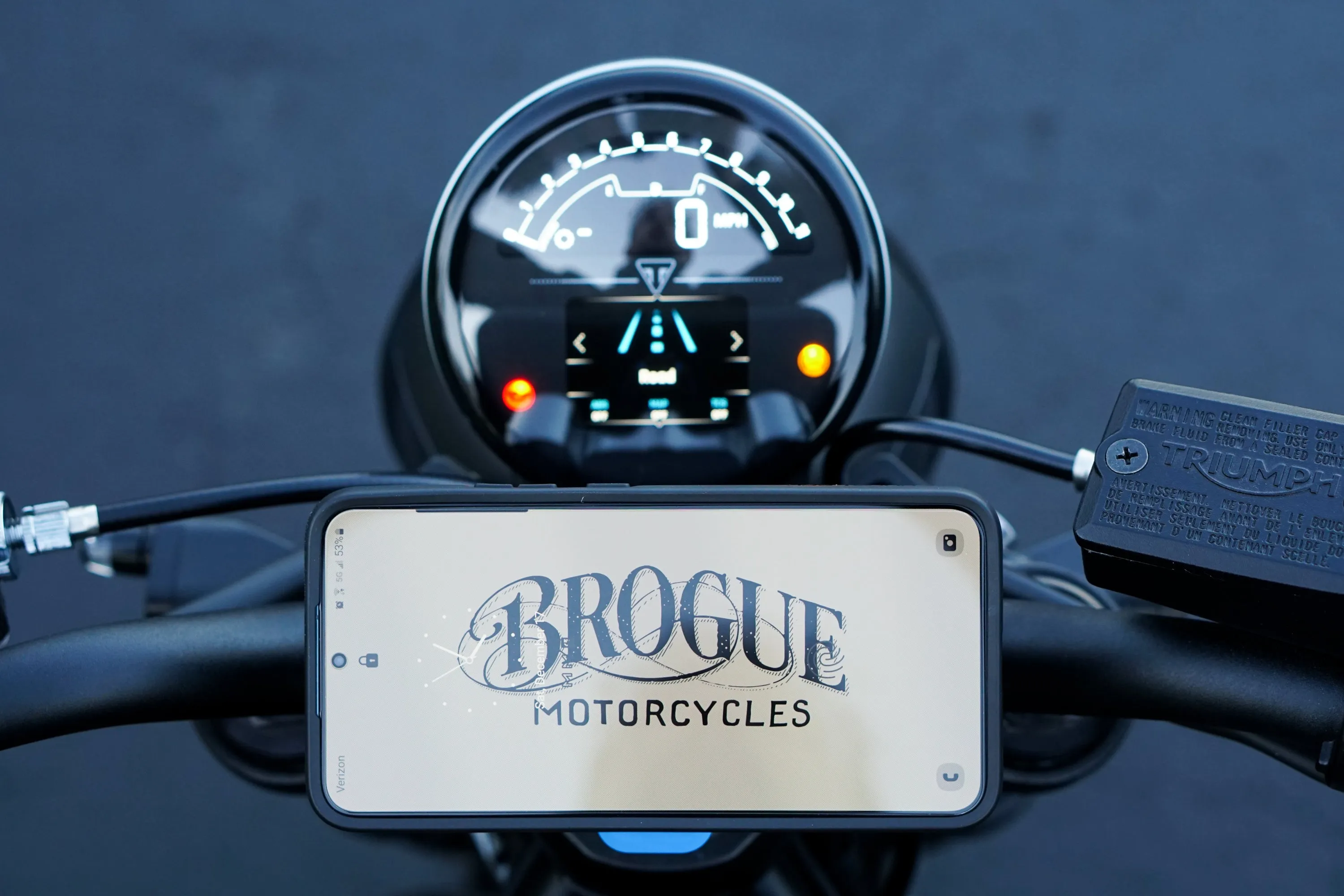 Triumph Trident 660 - Quad Lock Handlebar Top Clamp Mount